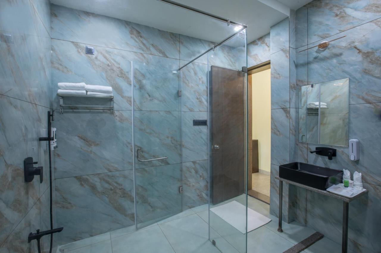 Hotel Sterling Padam Pench Khawāsa Zewnętrze zdjęcie