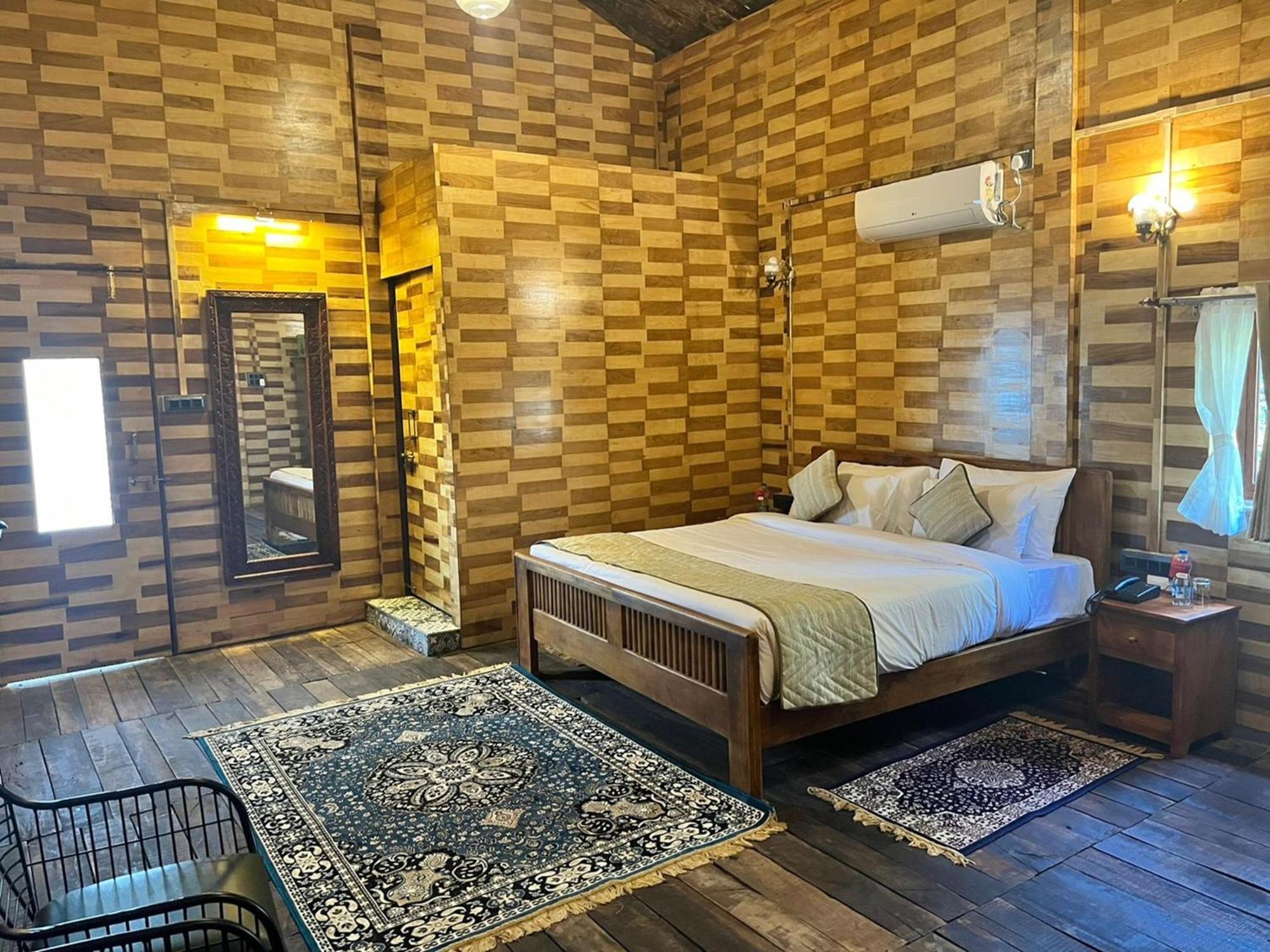 Hotel Sterling Padam Pench Khawāsa Zewnętrze zdjęcie